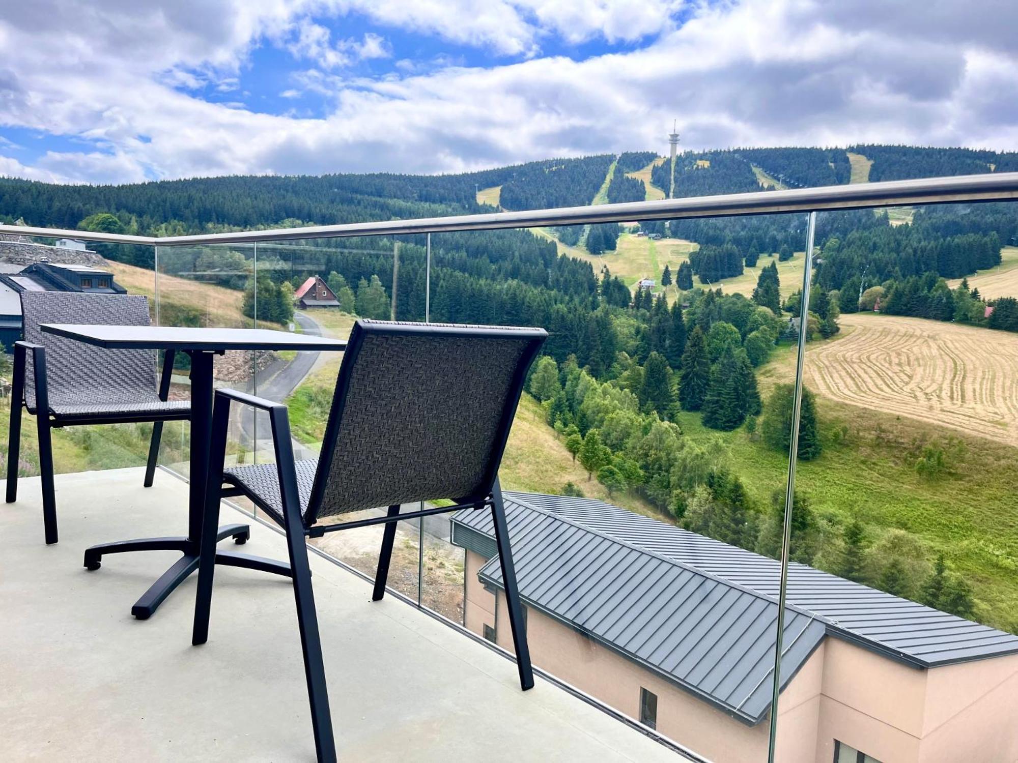 Apartmany Vista Klinovec Loučná pod Klínovcem Dış mekan fotoğraf